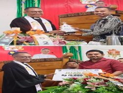 Perayaan Ibadah Tutup Tahun di Gereja Sion Oepura