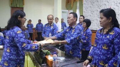 Bupati Kupang Resmi Serahkan Dokumen  Perencanaan Anggaran Lingkup Pemkab Kupang Tahun 2024