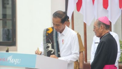 Presiden Jokowi Resmikan Gereja Katedral Kupang Usai Direnovasi