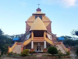 Perayaan Misa Minggu Prapaskah Pertama dan Penerimaan Abu Paroki St. Gregorius Agung Oeleta