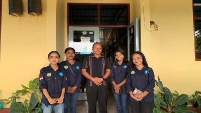 Direktur Utama Radio TIRILOLOK Terima Kunjungan Mahasiswa Undana Kupang