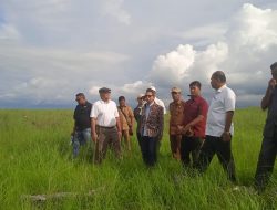 Kunker di Sumba Tengah, Pj. Gubernur NTT Tinjau Rencana Lokasi Pembangunan PLTS
