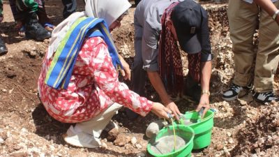 Peletakan Batu Pertama Pembangunan SPAM Lengkapi Pemenuhan Air Bersih Masyarakat