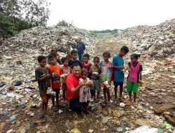 Roy O. Bulan Bagikan Makan Siang dan Dorong Kesehatan di TPA Alak