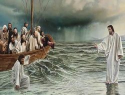 Melangkah di Atas Gelombang: Mengatasi Ketakutan dengan Keyakinan (Yohanes 6: 16-21)