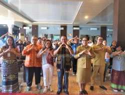 Pj. Sekda Buka Bimtek Kelurahan Ramah Anak Bebas Kekerasan di Kota Kupang