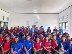 Mahasiswa UNWIRA Gelar Pelatihan Kepemimpinan Perempuan Bagi Pelajar SMK