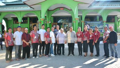 Jelang Idul  Adha, Pemkot Kupang Serahkan Bantuan Hewan Kurban