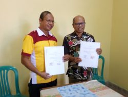 Universitas Katolik Weetebula dan Radio TIRILOLOK Kerjasama Program Magang Bahasa Indonesia