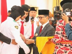 Pj. Gubernur NTT Ayodhia Kalake Kukuhkan Anggota Paskibraka Tingkat Provinsi NTT Tahun 2024