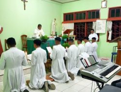 Misa Pembaharuan Kaul Frater dan Bruder di Biara BBG Kupang
