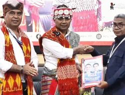 Simon Petrus Kamlasi dan Andre Garu Siap Hadapi Pilgub 2024