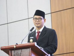 Pj. Gubernur Andriko Susanto harapkan lulusan UT Kupang jadi generasi muda yang cerdas, kreatif dan inovatif