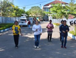 Pj Ketua TP PKK Kota Kupang Buka Kegiatan Senam Sehat dan Pemeriksaan Kesehatan Lansia