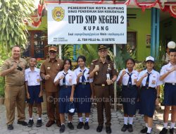 Kunjungi SMPN 2 Kupang, Pj. Wali Kota dan Kajari Tekankan Karakter Bangsa pada Siswa