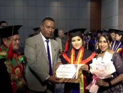 518 Lulusan Baru UCB Kota Kupang Siap Bersain di Dunia Kerja