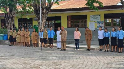 Kunjungan ke SDK dan SMPK Santo Yosef Naikoten, Pj. Wali Kota Kupang Minta Fokus pada Calistung, Kedisiplinan dan Kebersihan Sekolah