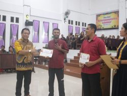 Penjabat Bupati Kupang Hadiri Ibadah Syukur Pengumuman Pemenang Lomba Hias Pohon Trang Rumah Kreatif Gemoy