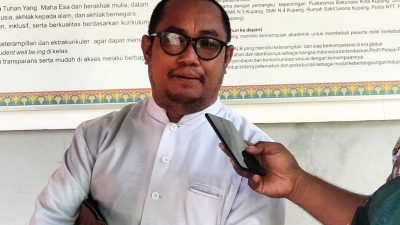 Romo Amanche Pimpin Misa Natal di SLBN Kota Radja