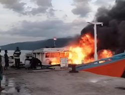 Kapal Trans Floreti Terbakar di Larantuka, Apa Penyebabnya?