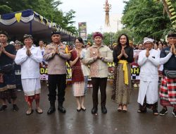 Wali Kota dan Wakil Wali Kota Hadiri Acara Tawur Kesanga dan Pelepasan Peserta Pawai Ogoh-Ogoh Tahun Saka 1947