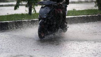 NTT Waspadai Hujan Lebat dan Angin Kencang Selama Peralihan Musim