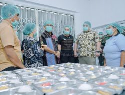 Wakil Wali Kota Kupang Dampingi Gubernur NTT Tinjau Dapur MBG dan Puskesmas Penfui