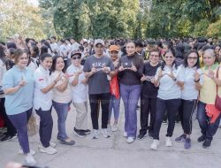 Wakil Wali Kota Lepas Mahasiswa UNDANA dalam Kerja Bakti Massal Kupang Bersinar