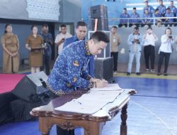 Wali Kota dan Wakil Wali Kota Serahkan SK bagi 1747 PPPK Tahap I