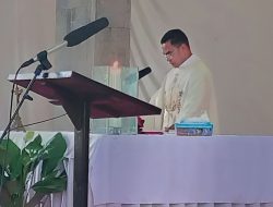 Melalui Romo Yerem Banusu, Umat Katolik Menyelami Relasi Tritunggal