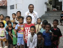 Wakil Gubernur NTT Serahkan Bantuan Kurban di Masjid Al-Fatah