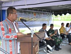 Bupati Kupang Letakan Batu Pertama  Pembangunan Gapura Civic Center Oelamasi
