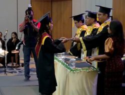 Melki Laka Lena Dukung Peran Lulusan STIPAS di Tengah Dinamika Global