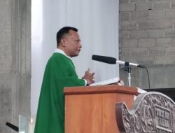 Minggu Biasa Penuh Makna, Pintu Suci Jadi Simbol Iman yang Hidup