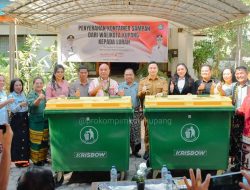 Pemkot Kupang Serahkan Kontainer Sampah kepada Lurah, Wujudkan Sistem Pengelolaan Sampah Berkelanjutan