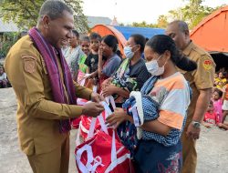 Wakil Gubernur NTT Tinjau dan Serahkan Bantuan untuk pengungsi Erupsi Gunung Lewotobi Laki-Laki