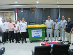 Pemkot Terima Bantuan Kontainer Sampah dariI PT Jaksa Raharja
