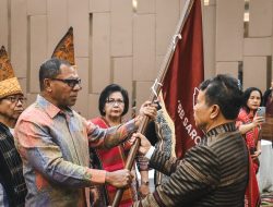 Wakil Gubernur Johni Asadoma Ajak IKBB Saroha Berkontribusi Membangun Daerah