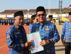 Gubernur NTT Menyerahkan SK Pengangkatan  PPPK Provinsi NTT Tahap 1
