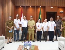 Audiensi Bersama PMI NTT, Gubernur Melki Laka Lena Dorong Donor Darah Rutin di Setiap Momentum