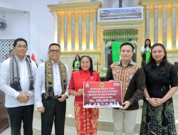 Pemkot Serahkan Bansos Keagamaan bagi GMIT Moria Liliba dan K3T