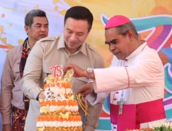Hadiri HUT ke-75 SMPK Giovanni, Wali Kota Kupang Tekankan Pentingnya Pendidikan Karakter di Ruang Kelas