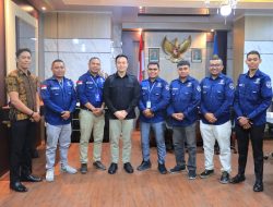 Wali Kota Serahkan Meja Pingpong untuk PWI NTT, Ajak Wartawan Jaga Kesehatan dan Sportivitas