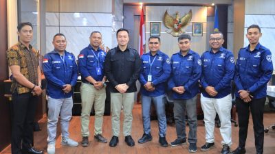 Wali Kota Serahkan Meja Pingpong untuk PWI NTT, Ajak Wartawan Jaga Kesehatan dan Sportivitas