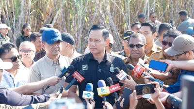 Wagub Johni Asadoma Dampingi Kunjungan Kerja Menko Bidang Infrastruktur dan Pembangunan Kewilayahan RI serta Menteri Transmigrasi RI di Kabupaten Sumba Timur