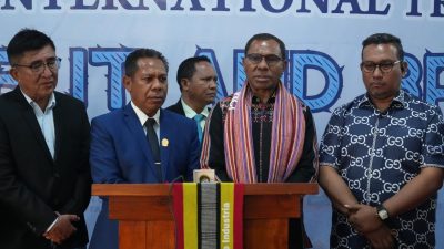 Tiba di Dili – Timor Leste, Wagub Johni Asadoma Disambut Wamen Perdagangan & Perindustrian Timor Leste