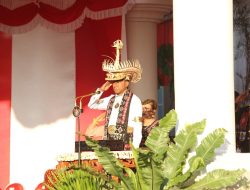Wagub Johni Asadoma Pimpin Upacara Penurunan Bendera HUT Ke-80 Republik Indonesia Tingkat Provinsi NTT
