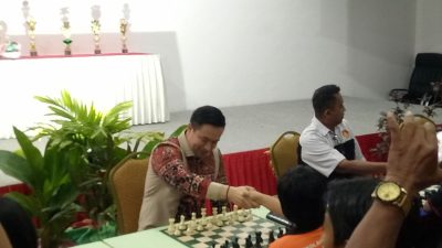 Catur Bukan Hanya Permainan, Tapi Pelajaran Hidup – dr. Christian Widodo