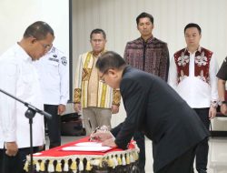 Pelantikan Direksi dan Komisaris Bank NTT, Gubernur Dorong Upaya Pengembangan Ekonomi Lokal