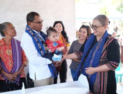 Wakil Gubernur NTT Tinjau Pelayanan Posyandu Paabala Mali dan Tampung Aspirasi Kader serta Warga